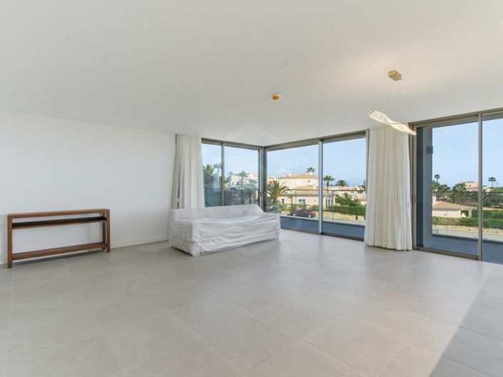 Image No.3-3 Bed Apartment for sale