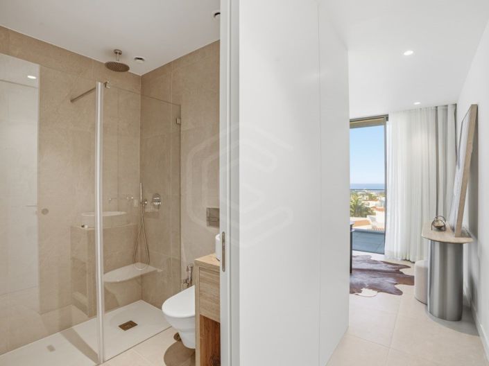 Image No.13-3 Bed Apartment for sale