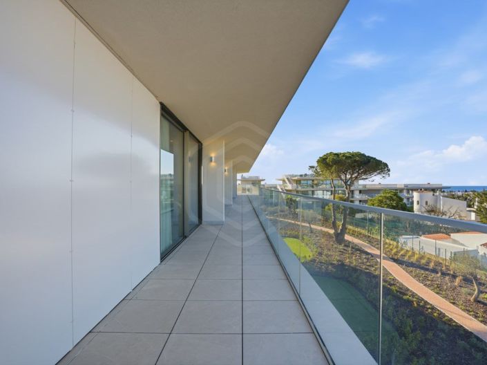 Image No.32-3 Bed Apartment for sale