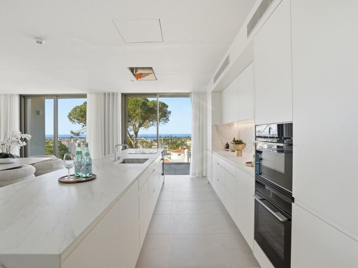 Image No.9-3 Bed Apartment for sale