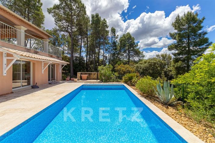 Image No.6-5 Bed House for sale