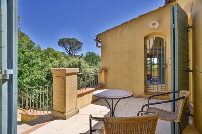 Image No.17-4 Bed House for sale
