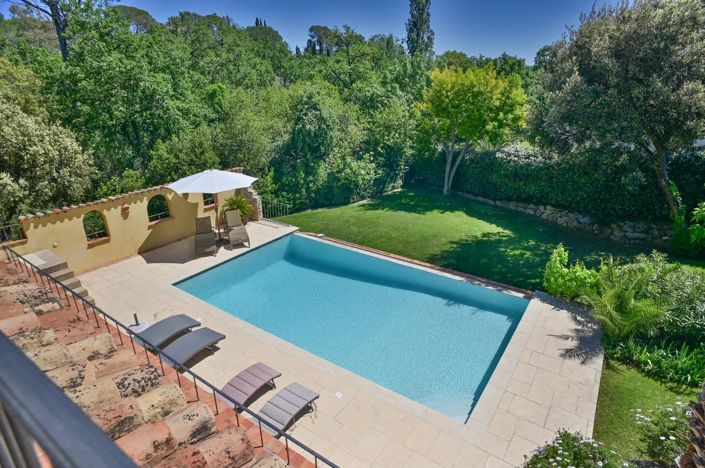 Image No.2-4 Bed House for sale