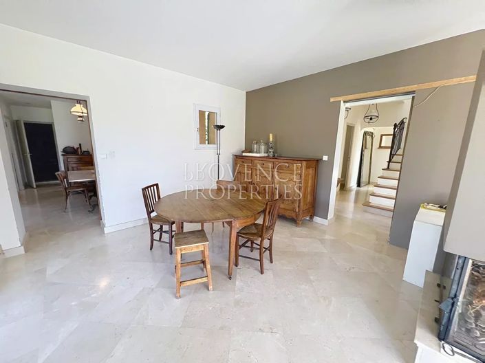 Image No.15-4 Bed House for sale