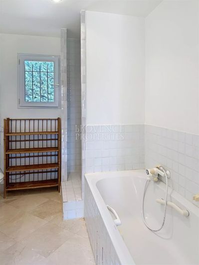 Image No.21-4 Bed House for sale