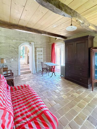 Image No.27-4 Bed House for sale