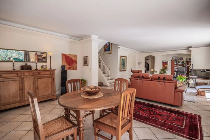 Image No.12-3 Bed House for sale