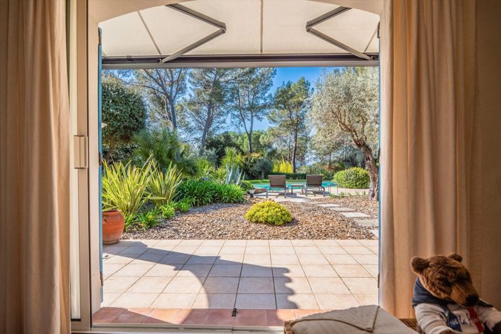 Image No.15-3 Bed House for sale