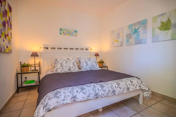 Image No.21-3 Bed House for sale