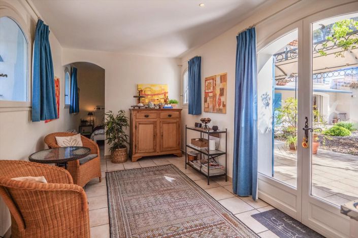 Image No.22-3 Bed House for sale