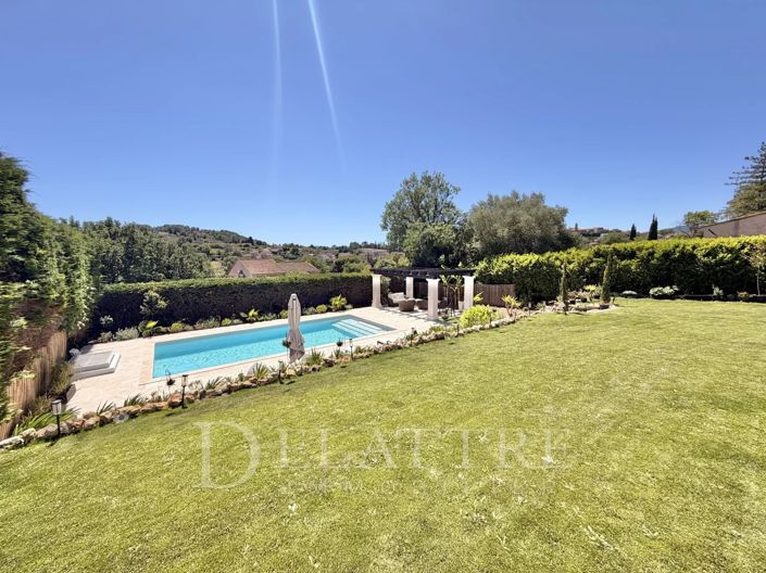 Image No.2-4 Bed House for sale