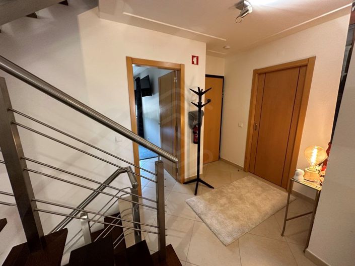 Image No.15-3 Bed House for sale