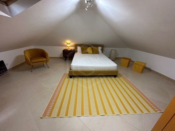 Image No.24-3 Bed House for sale