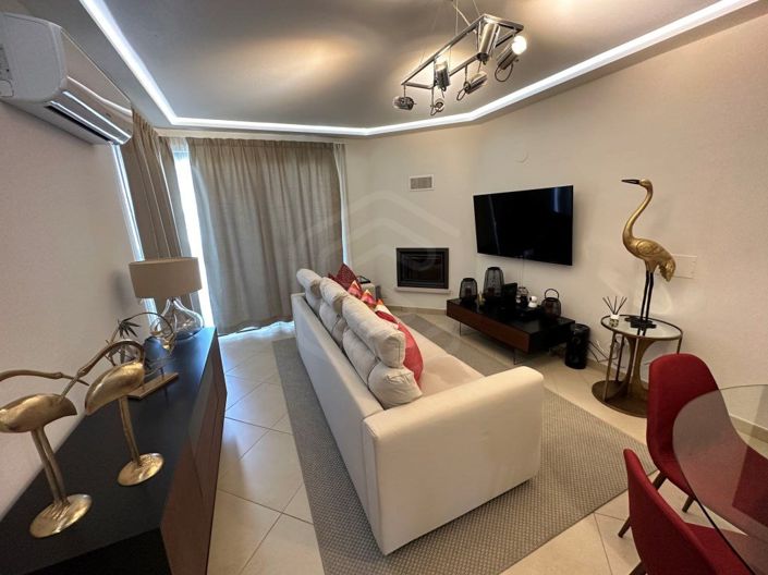 Image No.7-3 Bed House for sale