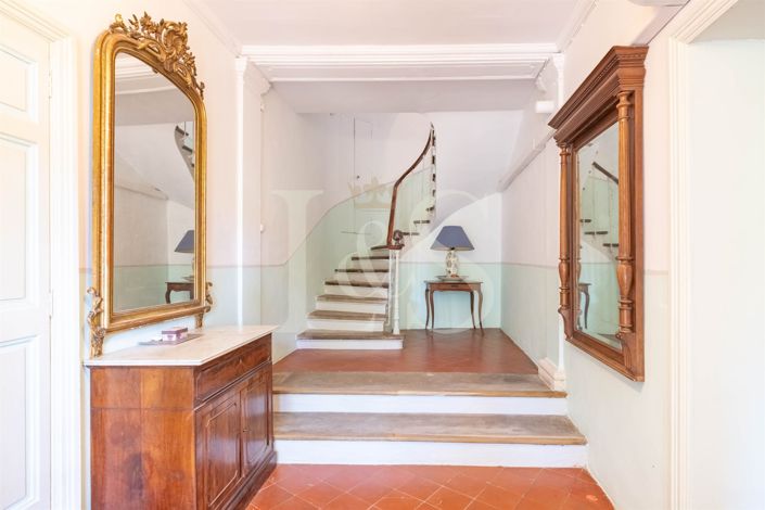 Image No.11-9 Bed House for sale