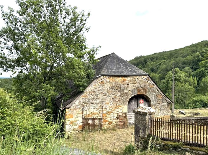 Image No.8-5 Bed House for sale