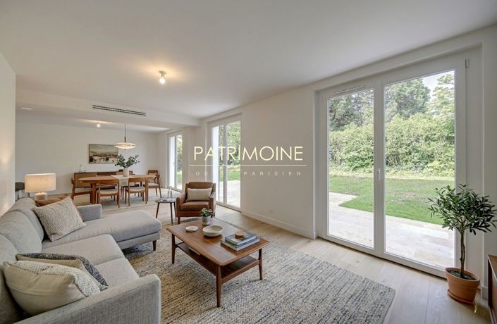 Image No.2-Propriété de 5 chambres à vendre à L'Étang-la-Ville