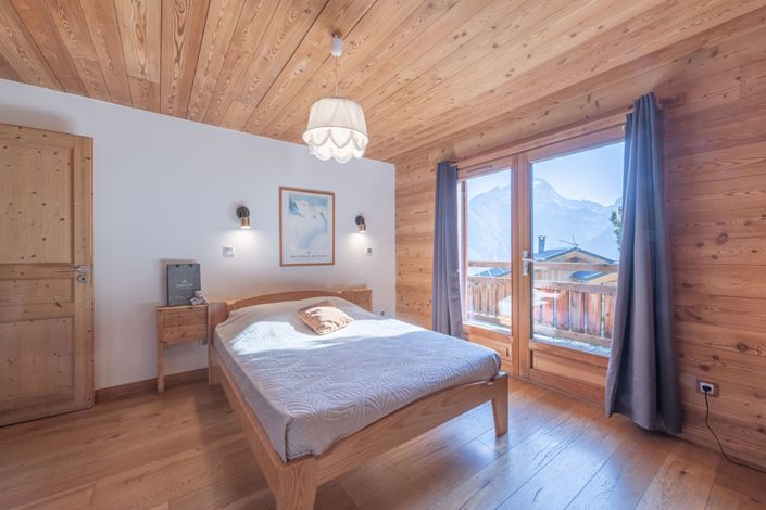 Image No.8-7 Bed House for sale