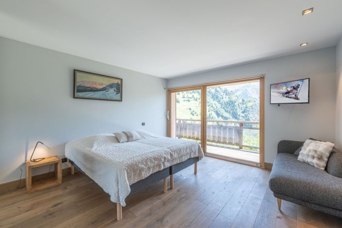 Image No.7-8 Bed Property for sale