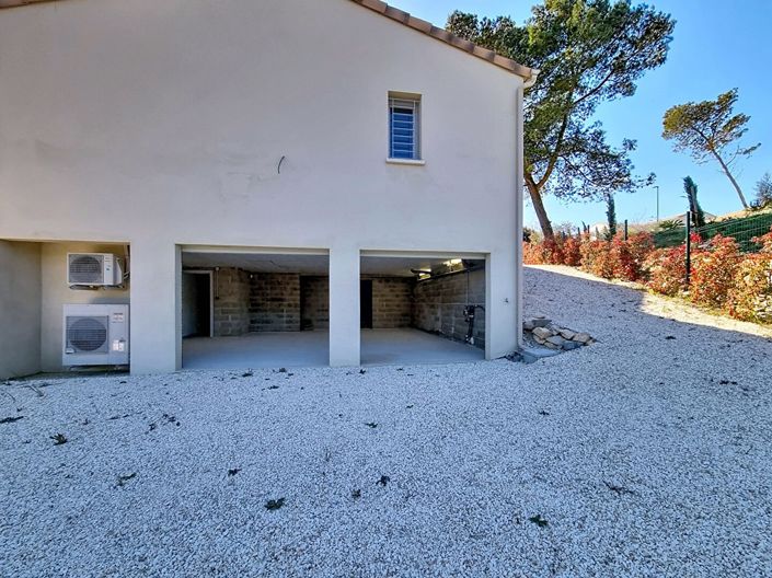Image No.16-Propriété de 3 chambres à vendre à Nîmes