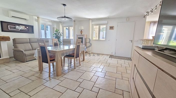 Image No.4-3 Bed House for sale