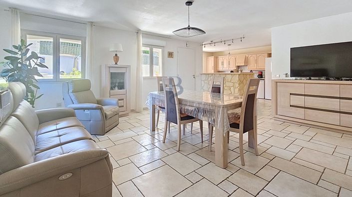 Image No.5-3 Bed House for sale