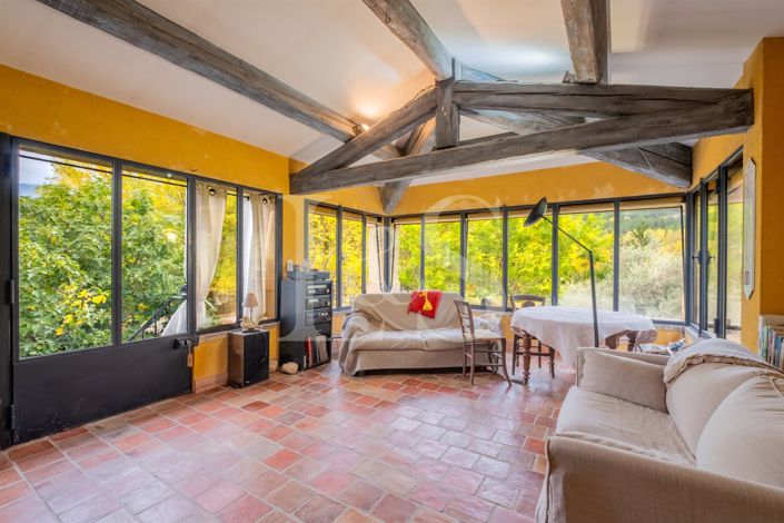 Image No.8-4 Bed House for sale