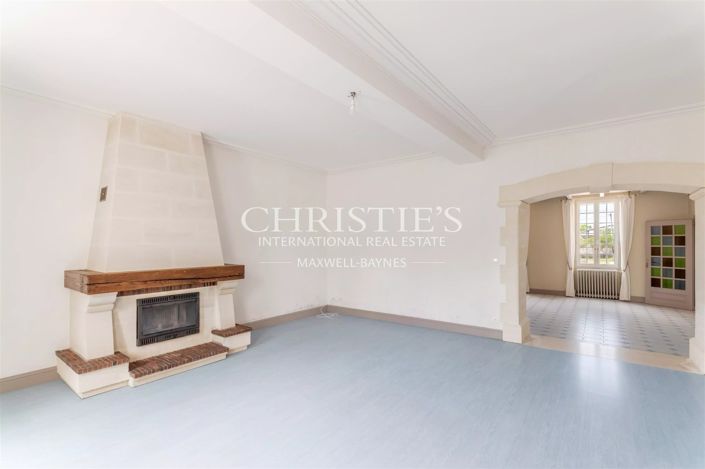 Image No.12-4 Bed House for sale