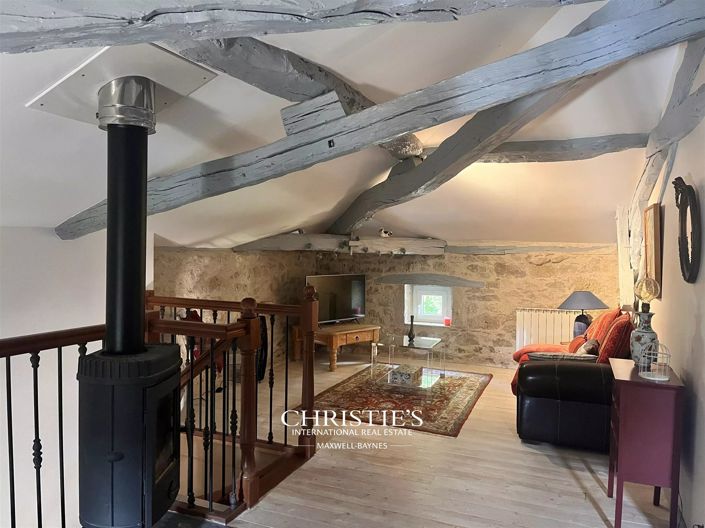 Image No.15-9 Bed House for sale