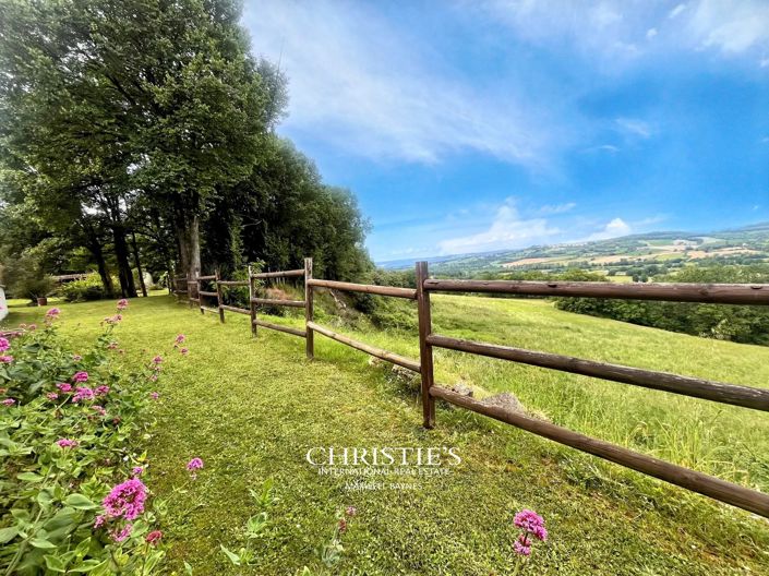 Image No.3-9 Bed House for sale