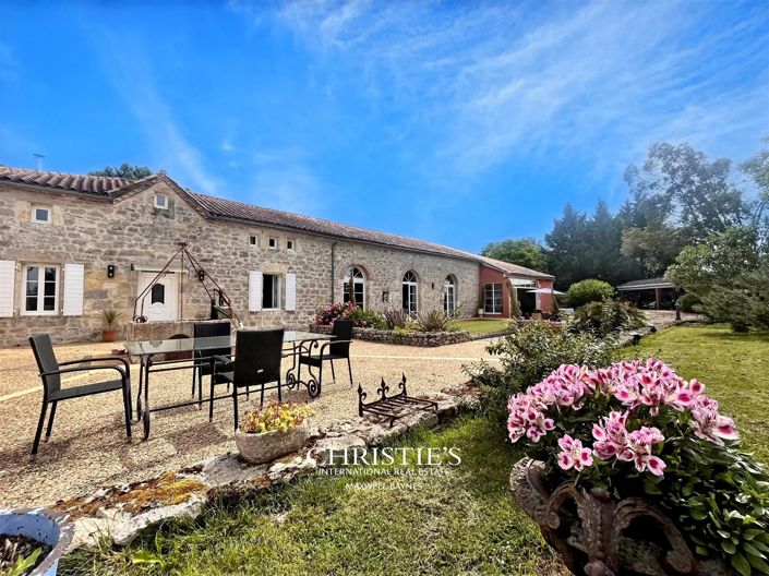 Image No.6-9 Bed House for sale