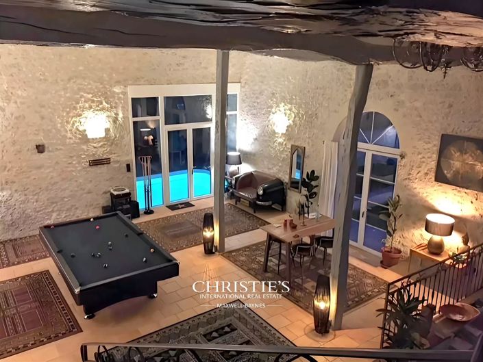 Image No.8-9 Bed House for sale