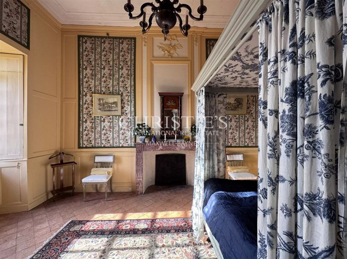 Image No.13-9 Bed House for sale