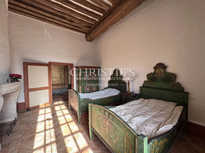 Image No.14-9 Bed House for sale