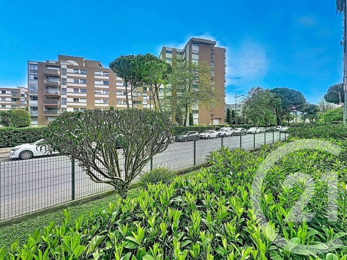 Image No.9-1 Bed Apartment for sale
