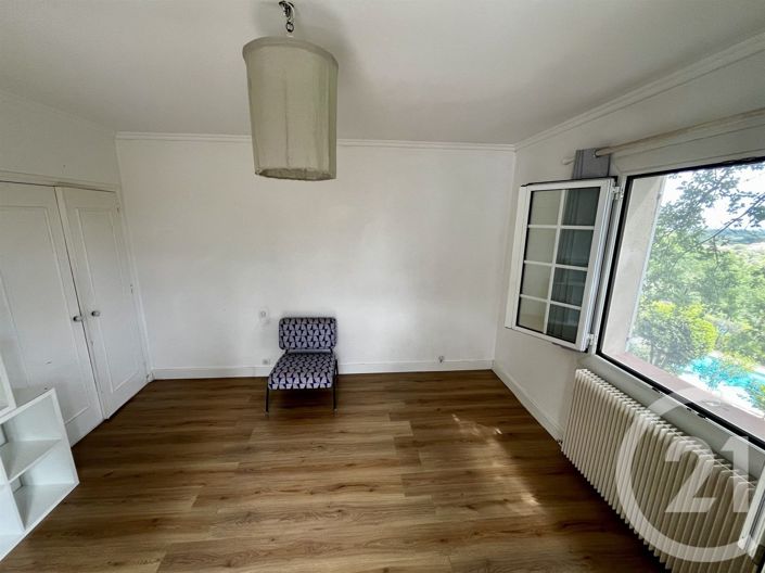 Image No.17-4 Bed House for sale