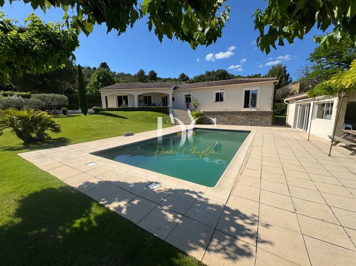 Image No.2-5 Bed House for sale
