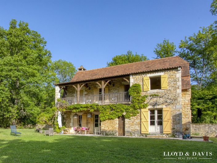 Image No.3-5 Bed House for sale
