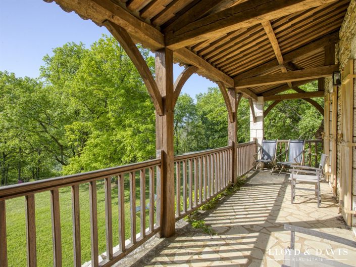 Image No.9-5 Bed House for sale