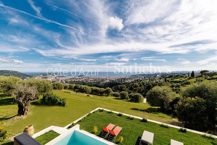 Image No.3-3 Bed Property for sale