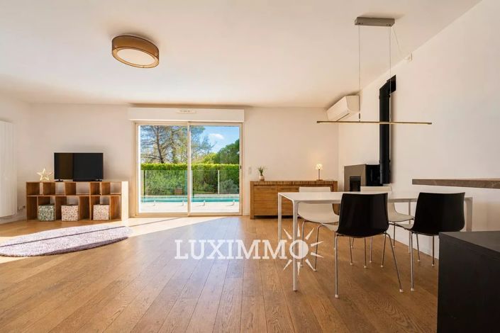Image No.3-3 Bed House for sale