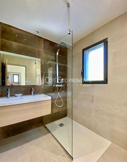 Image No.12-3 Bed House for sale
