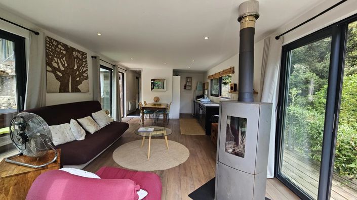 Image No.11-2 Bed House for sale