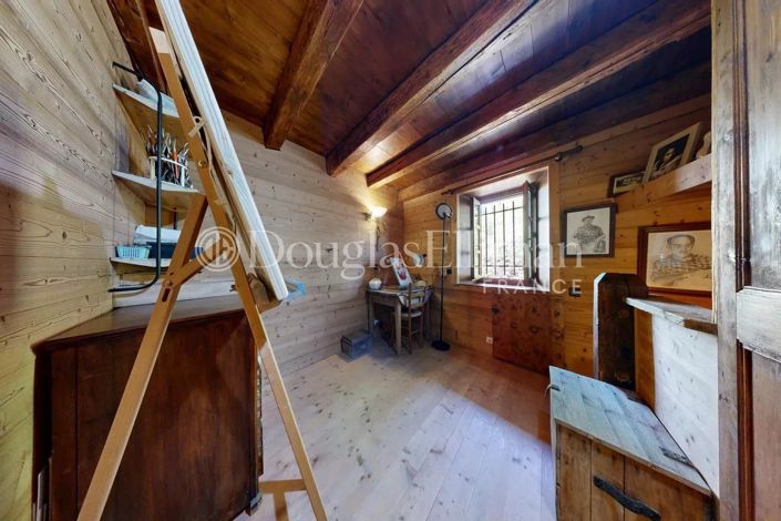 Image No.18-4 Bed Apartment for sale