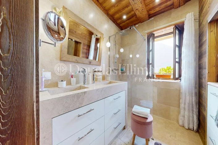 Image No.24-4 Bed Apartment for sale