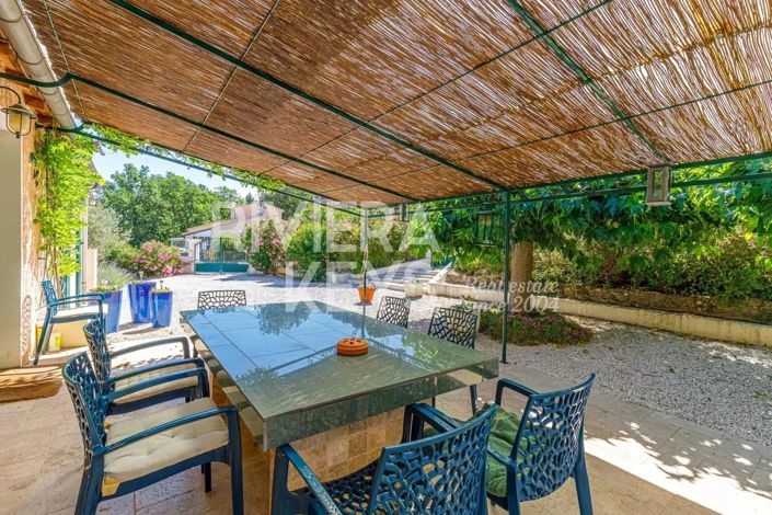 Image No.3-4 Bed House for sale