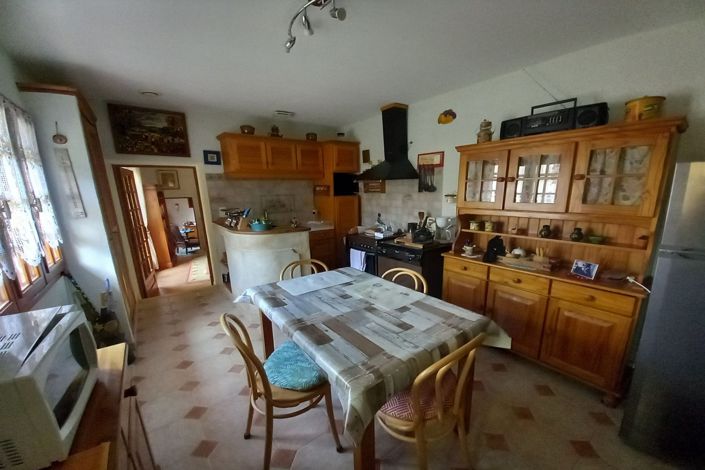 Image No.3-3 Bed House for sale