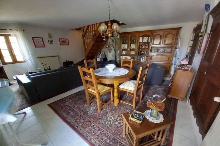 Image No.5-3 Bed House for sale