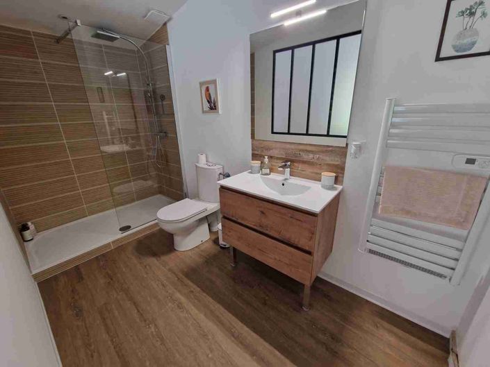 Image No.23-10 Bed House for sale