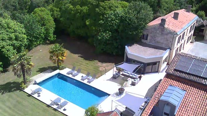 Image No.3-10 Bed House for sale